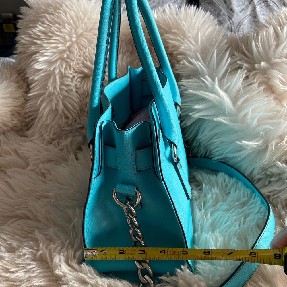 A beautiful turquoise with silver hardware Michael Kors purse. - Picture 3 of 7